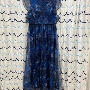 Elegant Blue Floral Dress